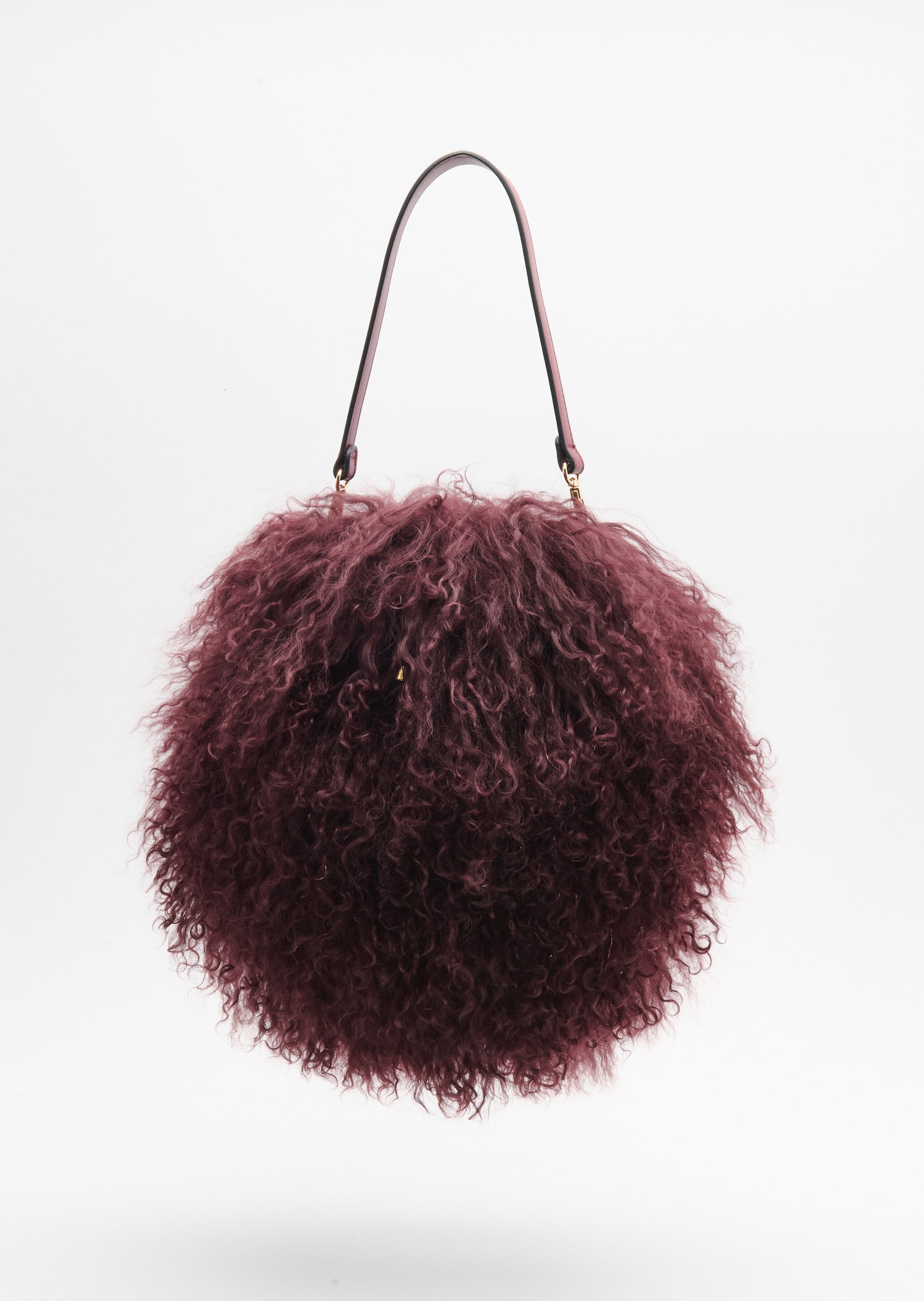 Pombag with leather strap